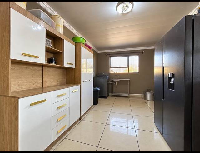 4 BEDROOM HOUSE FOR SALE IN SOSHANGUVE X